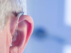10 Anzeichen von Schwerhörigkeit –