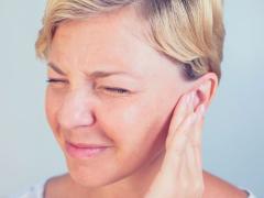 Tinnitus und Schwerhörigkeit: Wie ist