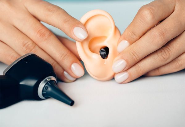 Hörgeräte Höruntersuchung