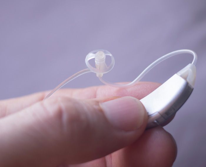 Hörgeräte klingen verzerrt