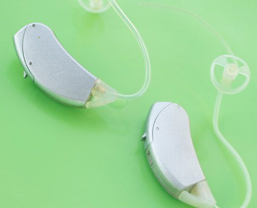 Hörgeräte mit Tinnitus Noiser