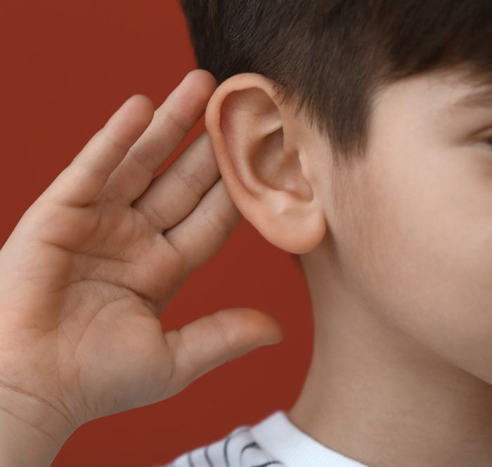 Kinder Schwerhörigkeit