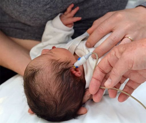 Hörscreening Neugeborenen Hörtest