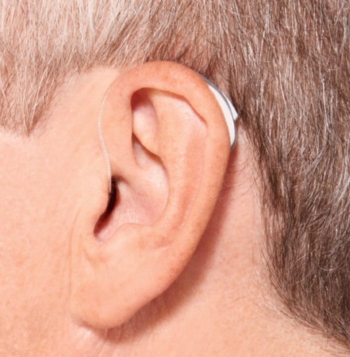 Starkey Ohr mit Mikro Hörgerät