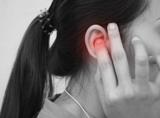 Tinnitus Schmerzen im Ohr