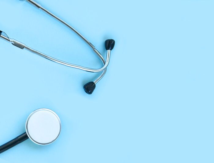 Untersuchung beim HNO-Arzt